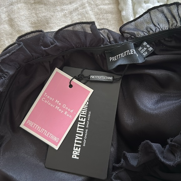 Prettylittlething black chiffon Bardot ruffle tiered dress - Picture 10 of 12